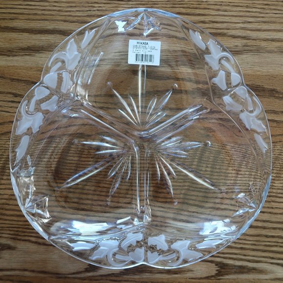 Mikasa Christmas Tidings 3-Part Divided Server with Box - Picture 6 of 9